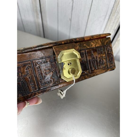 VTG Egyptian Camel Leather Lock Jewelry Box Osiris King Tut Hieroglyphic Gold - Picture 6 of 11